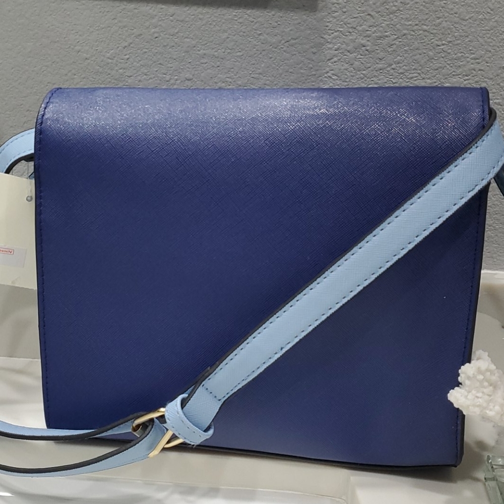 Bench Blue Shoulder Bag New! - Picture 2 of 5